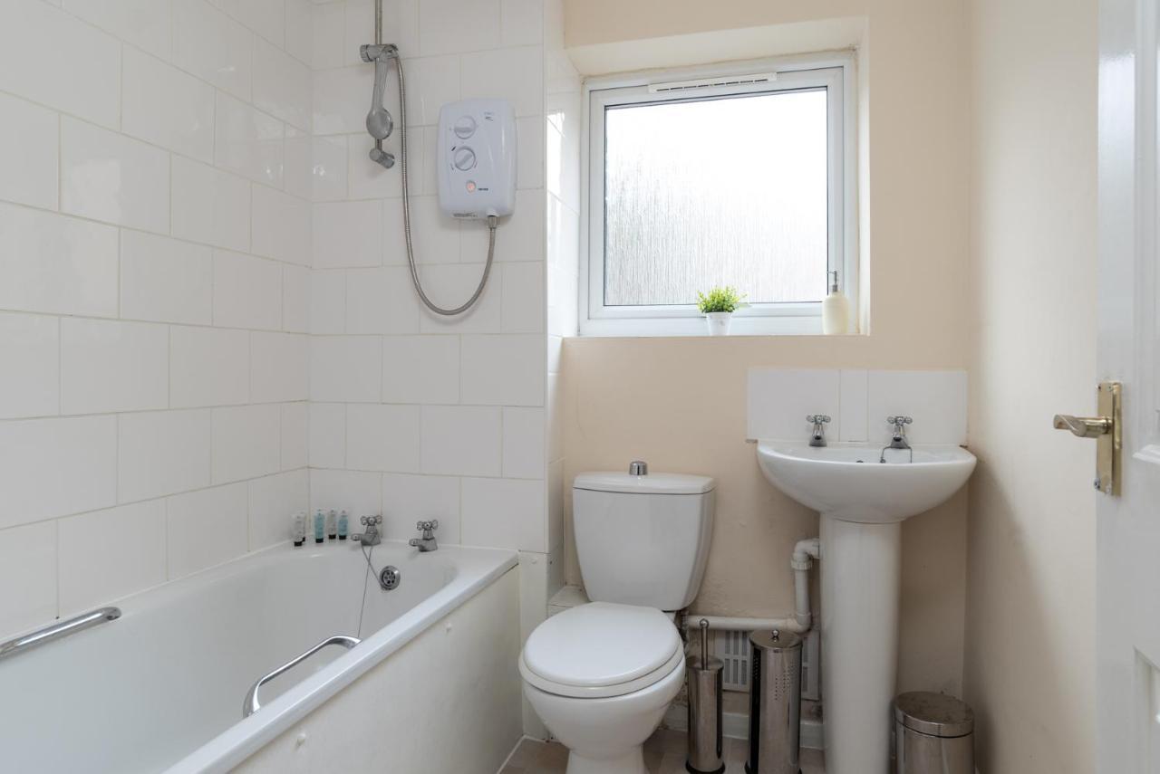 Luxury Central Link Luton/London/M1/Airport/Station/Long Stay Luton  Dış mekan fotoğraf